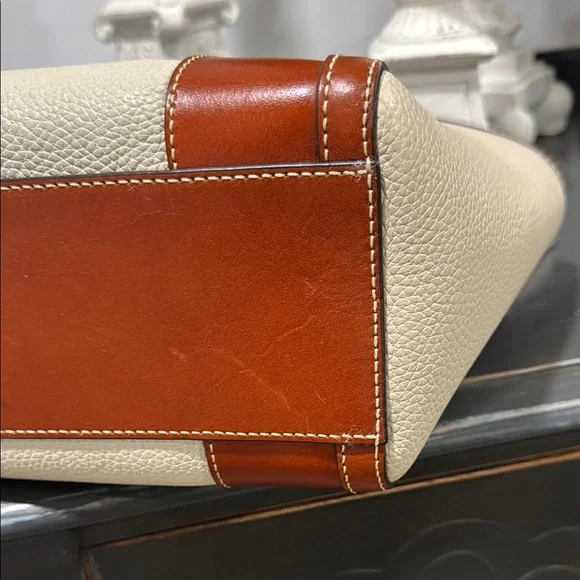Dooney & Bourke Cream and Tan Satchel with Structured Design AWL - Picture 8 of 12